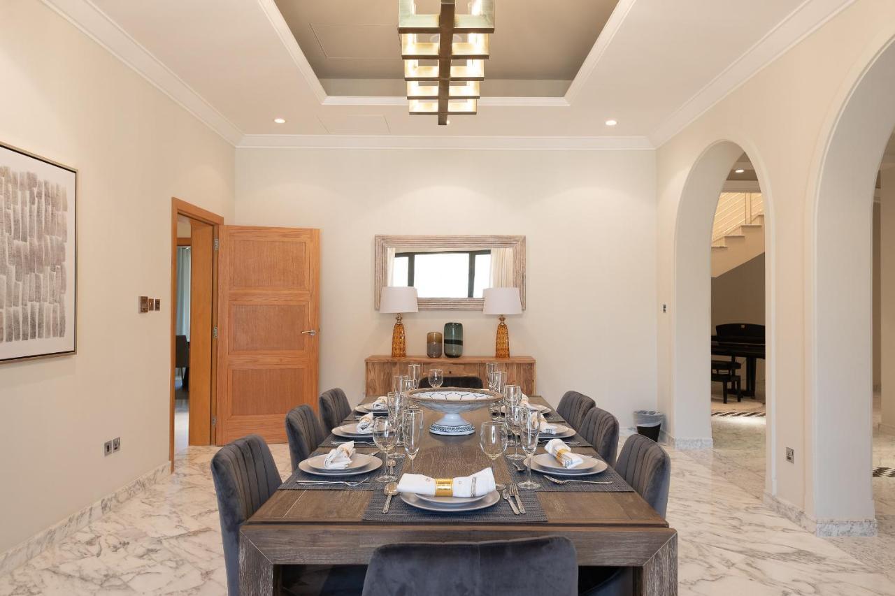 דובאי Maison Privee - Prvt Pool & Beach! In Luxury Palm Jumeirah Villa מראה חיצוני תמונה