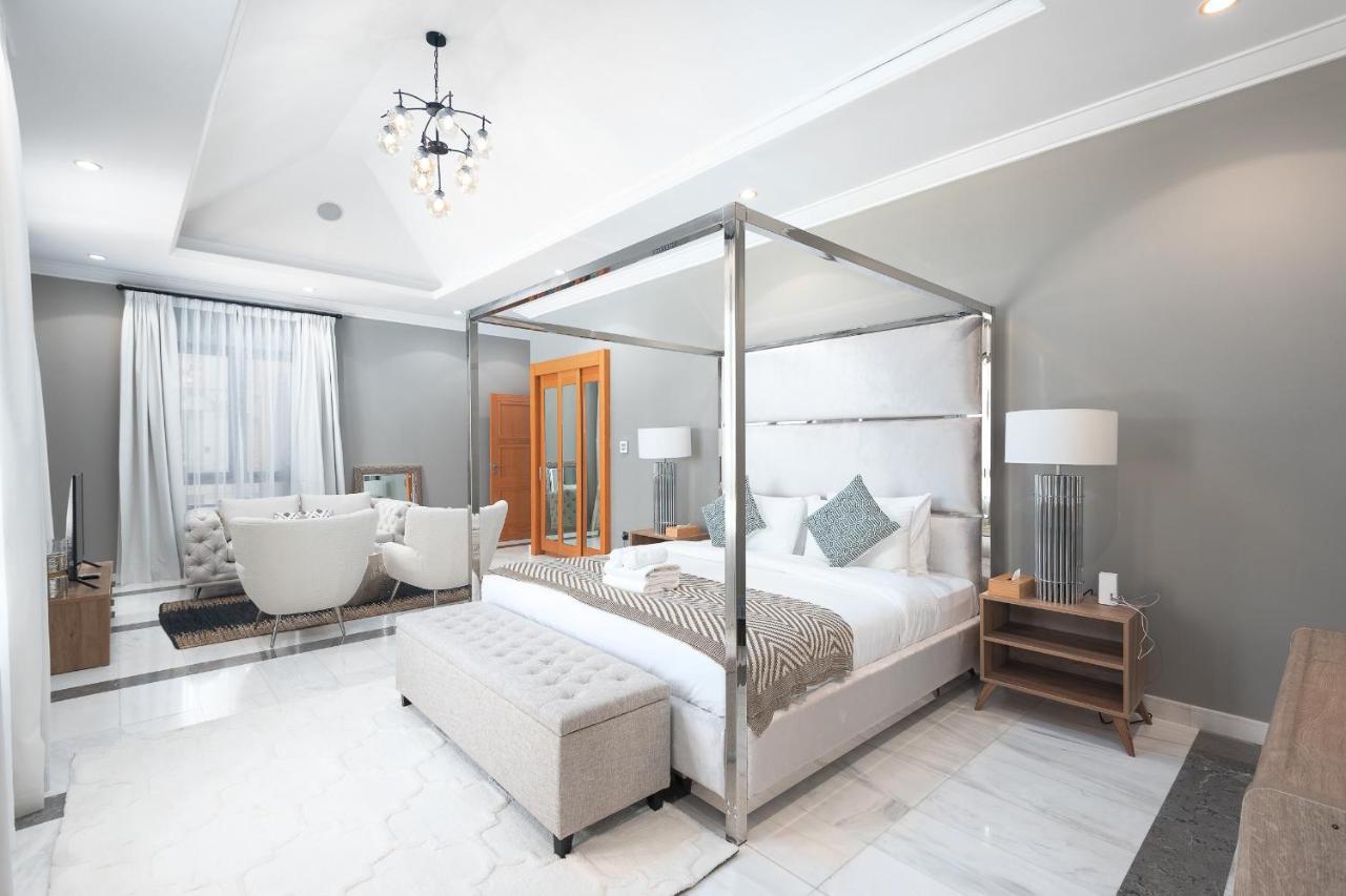 דובאי Maison Privee - Prvt Pool & Beach! In Luxury Palm Jumeirah Villa מראה חיצוני תמונה