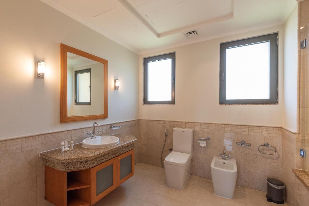 דובאי Maison Privee - Prvt Pool & Beach! In Luxury Palm Jumeirah Villa מראה חיצוני תמונה